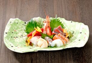 刺身盛合わせ　2,500円